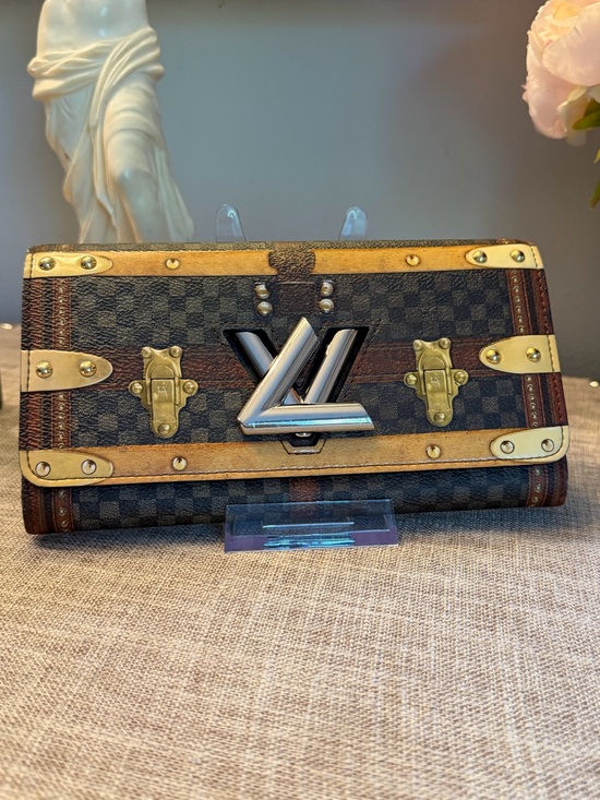 Louis Vuitton Handbags - Louis Vuitton RARE Portefeuille Sarah Twist Damier Ltd Ed Wallet COA
